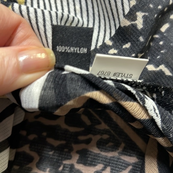 Lynn Ritchie Animal Print Blouse - Picture 9 of 9